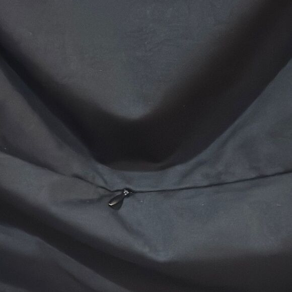 FABLETICS x Demi lovato Black bella midi  Mesh Sleeve full zip  jacket - Picture 4 of 13